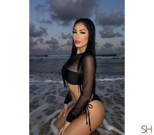 22 year old Latino Escort in Birmingham .Beauty and discretion, the comfort you deserve ., 
