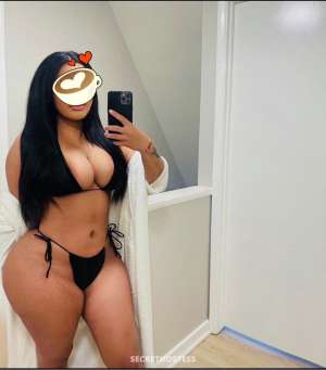Horny Pussy, escort 24 year old Escort in Abidjan
