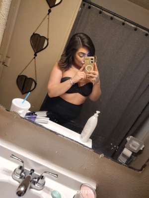 26 year old Escort in Roswell NM luvly saide here in town dont miss me while im here