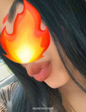 27 year old Escort in Jacksonville FL Sexy brunette in your area