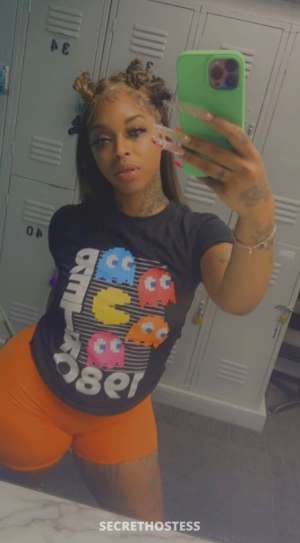 funsize ready fun size model double d cup 24 year old Escort in Macon GA