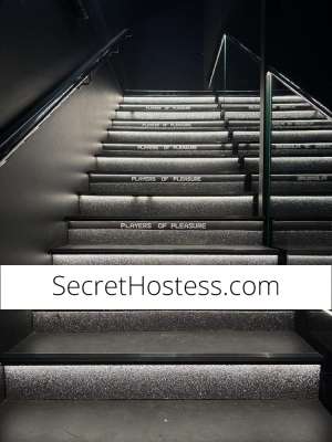 Escort Image - 13
