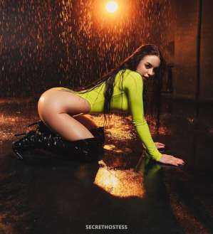 19Yrs Old Escort 170CM Tall Dubai Image - 14