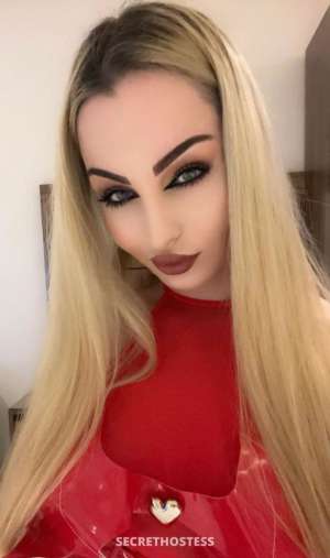 23 year old Escort in Riyadh Danna, escort