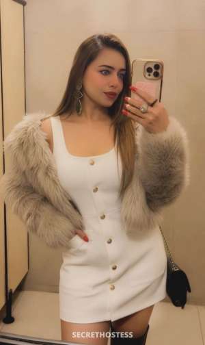 26 year old Indian Escort in Dubai Noora, escort