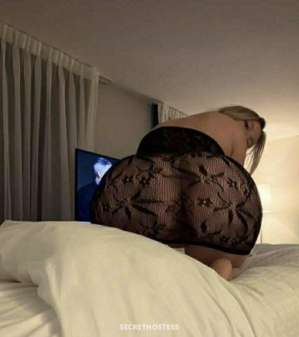 25 year old Caucasian Escort in Belleville Belleville Ella thickBLONDE girl next door