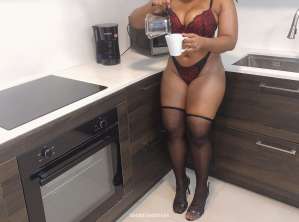 0 year old Escort in Kingston Summer, escort