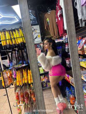 0 year old Escort in Los Angeles CA Honey - Come get this Sweet Honey Baby