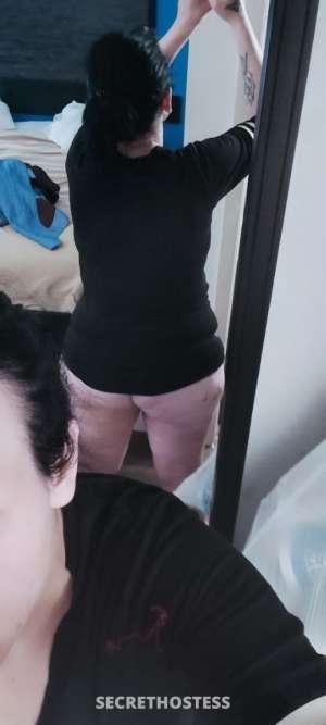 31 year old Escort in Thick Curvy Face Fuck Fantasy