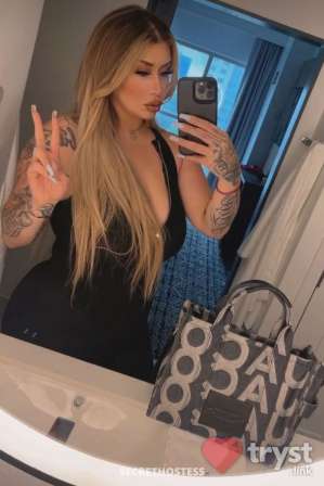 0 year old Escort in Scottsdale AZ Ashley - Curvy latina