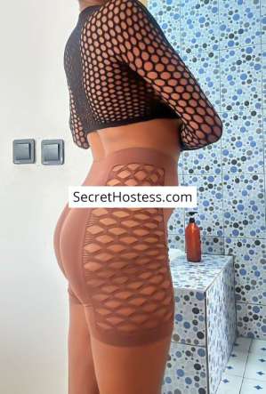 Madeleine, Agency 20 year old Escort in Abidjan