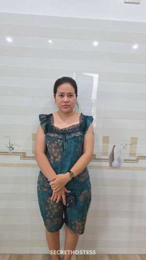 22 year old Asian Escort in Hanoi Yenny, escort