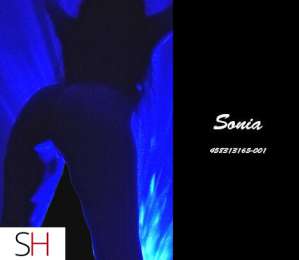 20 year old Caribbean Escort in City of Edmonton SONIA STACKZ Gorgeous 5'3 Sri Lankan/Caribbean Mixed 