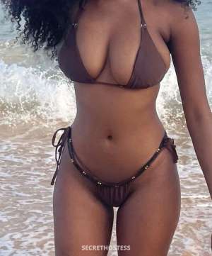 24 year old Escort in Lomé Fhalila, escort