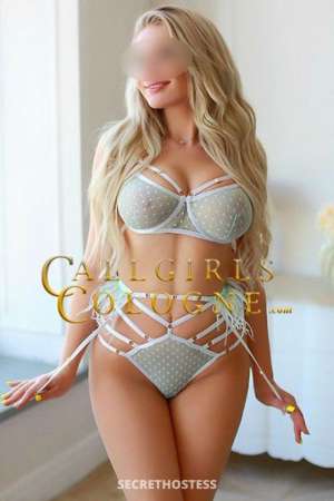 27 year old Asian Escort in Cologne Nelly, escort