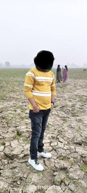 28 year old Indian Escort in Kolkata Anand, masseur