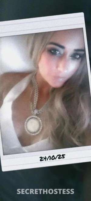37 year old Escort in Gladstone Gladstone Last days ! Candy Queen