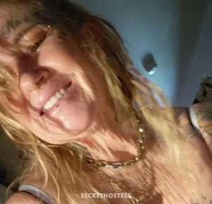 50 year old Escort in Andergrove Mackay Female Escort 50 yrs, Mackay