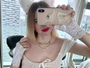 30 year old Ukrainian Escort in Vancouver Anna Tantra Massage, escort