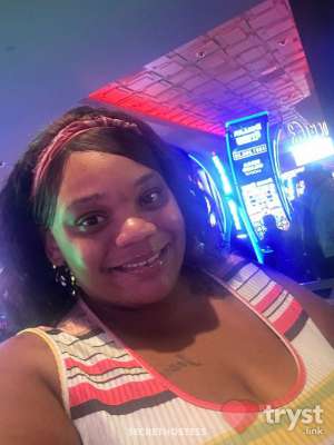 0 year old Escort in Ontario CA Chyy - Southern California currently