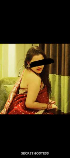 0 year old Indian Escort in Kolkata Sonia, Male escort