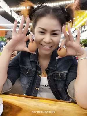 27 year old Asian Escort in Dubai Jasmine Professional Masseuse, escort