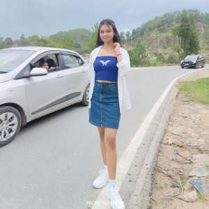 23 year old Indian Escort in Kolkata MYSELF SERVICE NO ADVANCE CASH PAYMENT, escort