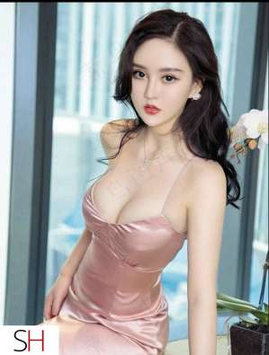 28 year old Asian Escort in Penticton Two new girls have four-handed package and two-handed packag