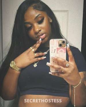 20 year old American Escort in New London CT 😜💦💦thick and juicy. incalls only