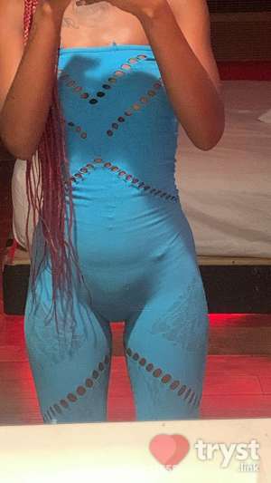 Ittybitty 0 year old Escort in Houston TX