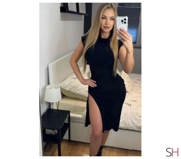 22Yrs Old Escort Central Bedfordshire Image - 1