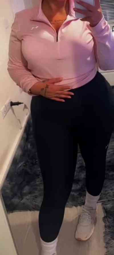 29 year old Escort in Ashfield Sydney Middle eastern curvy sarah