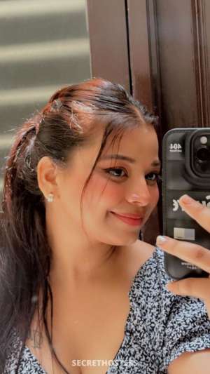 21 year old Asian Escort in Udaipur Luxury escort service in udaipur, escort