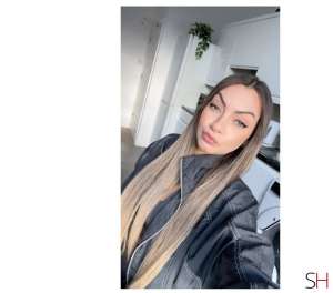 25 year old Latino Escort in West Berkshire KASSY BRANDÃO❤️‍.PARTY BBY... REAL .%, Independent