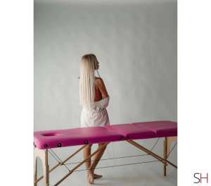 40 year old Hungarian Escort in Birmingham mature experienced massage lady..last days..., Independent