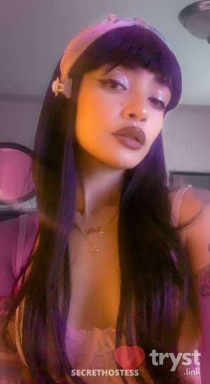 0 year old Escort in Los Angeles CA Dolly Hart - Petite, Sweet &amp; Discreet
