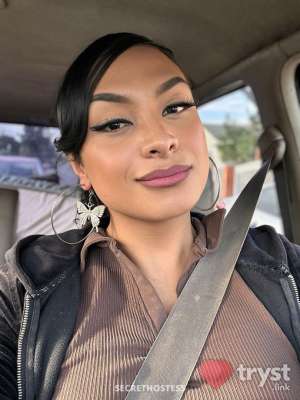 0 year old Escort in Los Angeles CA Madison Ivory - Ask about My Carplay Service