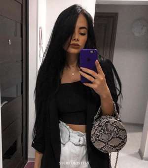 0 year old Escort in Tunis Soumaamasseuse, escort