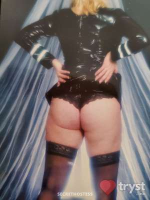 Melonie - Beddable, Babe 4U 0 year old Escort in Winnipeg