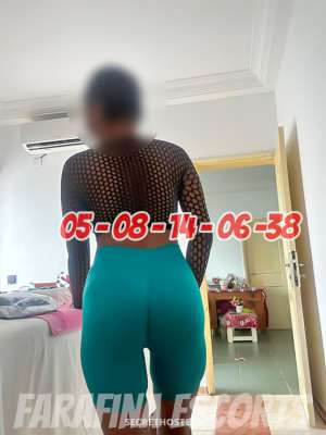 19 year old Escort in Abidjan Madeleine, escort