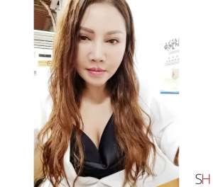 25 year old Asian Escort in Wales Conwy New.Asian beauty just arrived.LL30 .Week only, Independent
