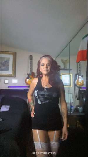 0 year old Caucasian Escort in Phoenix AZ LovelyVee