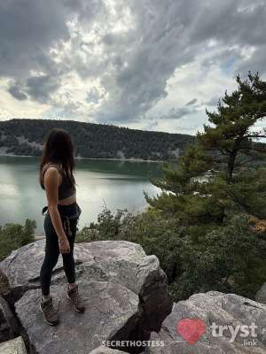 Cleo Marie - Sanctuary disguised as a woman 0 year old Escort in Madison WI