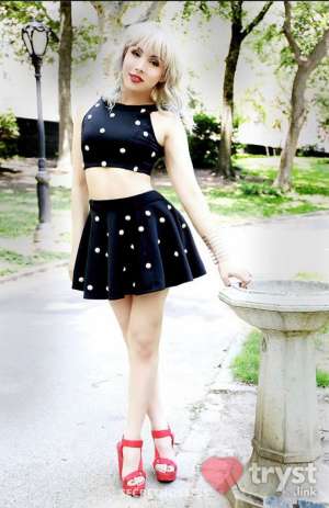 Kyla 20Yrs Old Escort Size 8 Monterey CA Image - 1