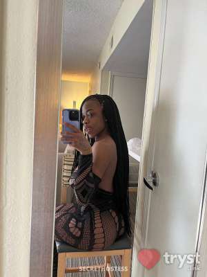 Lola - Funsize Cutey 0 year old Escort in Norfolk VA