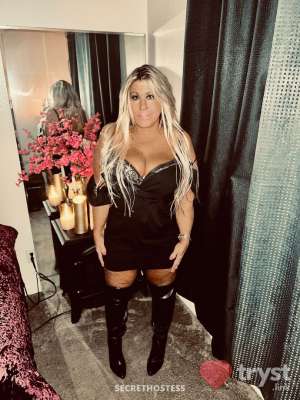 35 year old Caucasian (white) Escort in Portland OR Luscious- Busty Blonde Nuru Specialst