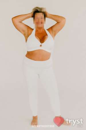 Anna's in Town - A Little Older and Better 0 year old Escort in St. Louis MO