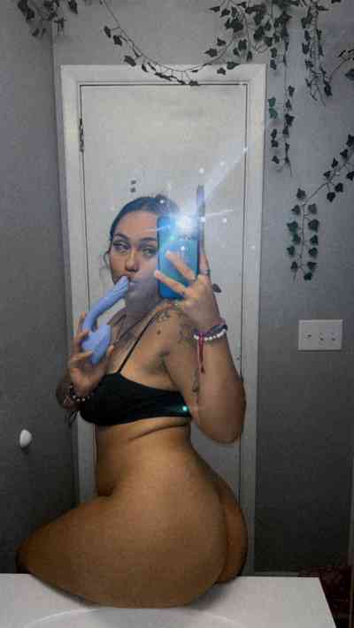 25 year old White Escort in Hayward CA Available for both incall and outcall service🥰.. facetime