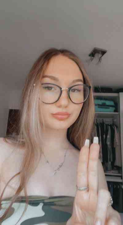 25 year old Escort in Arta I’m available for hookup and any kind off meetup and fun