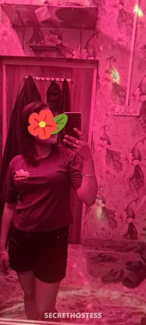 22 year old Asian Escort in Hyderabad .nenu live webcam with face &amp; meet up., escort